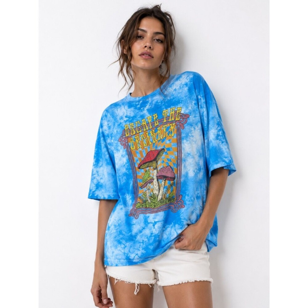 Escape The Ordinary Mushroom Unisex Tie Dye Tee Large Boho Life Clothing Co.